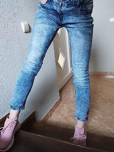 pantalone butiku ali: Farmerke 7/8visok struk,xs/s,nove na lalafo.rs — 2 pantalone butiku ali: Farmerke 7/8visok struk,xs/s,nove — 2