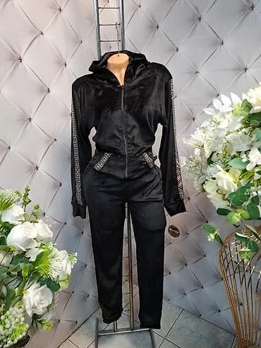 Women's Sweatsuits: ❤️❤️ plisani kompleti 2500,oo vel M/L i XL/XXL❤️❤️ at lalafo.rs — 3 Women's Sweatsuits: ❤️❤️ plisani kompleti 2500,oo vel M/L i XL/XXL❤️❤️ — 3