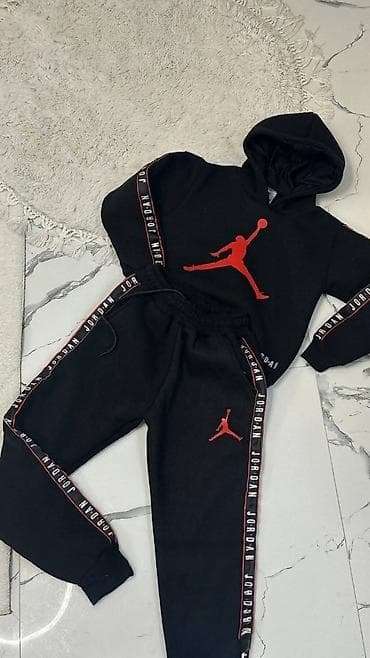 Dečija komplet trenerka
Trokonac
6-14
3500 na lalafo.rs — 6 Dečija komplet trenerka
Trokonac
6-14
3500 — 6