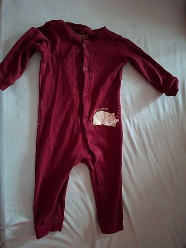 Paket dečije garderobe (za bebu, cca 9–12 meseci prema etiketi na at lalafo.rs — 4 Paket dečije garderobe (za bebu, cca 9–12 meseci prema etiketi na — 4