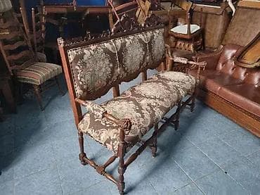 Stilski klub stolovi: Rucni rad duborez odlicno stanje na lalafo.rs — 10 Stilski klub stolovi: Rucni rad duborez odlicno stanje — 10