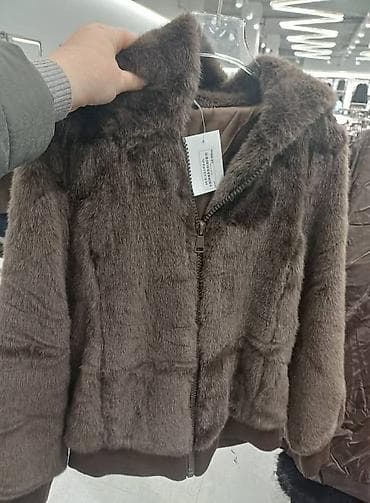 Nove bundice uni veličine. 5000 dinara na lalafo.rs — 4 Nove bundice uni veličine. 5000 dinara — 4