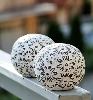 dve suknje po: Dekorativne keramičke terakota kugle vintage ukras. SFERA PALLA at lalafo.rs — 2 dve suknje po: Dekorativne keramičke terakota kugle vintage ukras. SFERA PALLA — 2