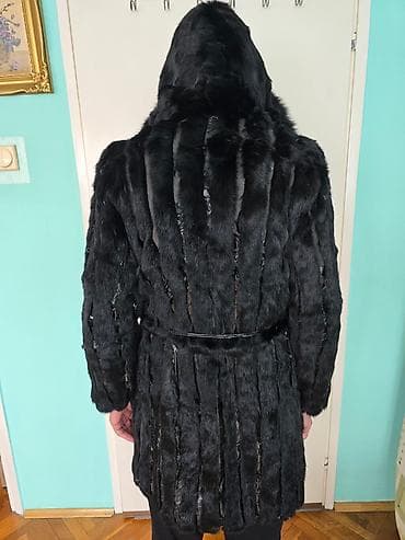 Bunda od zeca sa kapuljacom. Lepo odrzavana, nema miris i ne treba na na lalafo.rs — 3 Bunda od zeca sa kapuljacom. Lepo odrzavana, nema miris i ne treba na — 3