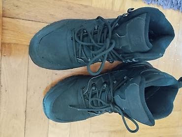 Duboke rang patike, pogodne za kišu i sneg- waterproof, broj 41, dobro na lalafo.rs — 3 Duboke rang patike, pogodne za kišu i sneg- waterproof, broj 41, dobro — 3