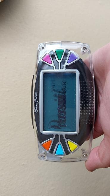 igrice za ps3: Trivial Pursuit handheld elektronska igrica – prenosivi kviz - na lalafo.rs — 2 igrice za ps3: Trivial Pursuit handheld elektronska igrica – prenosivi kviz - — 2