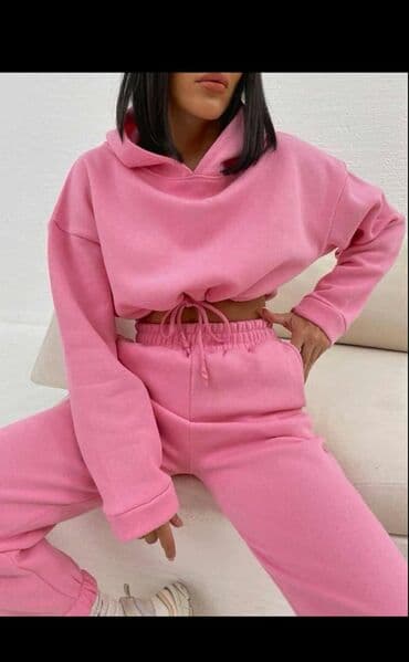 Dukserica i donji deo trenerke – ženski komplet - Boja: roze - Gornji na lalafo.rs Dukserica i donji deo trenerke – ženski komplet - Boja: roze - Gornji