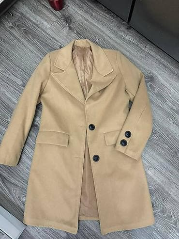 Lep, laganiji kaput, S veličine na lalafo.rs — 2 Lep, laganiji kaput, S veličine — 2