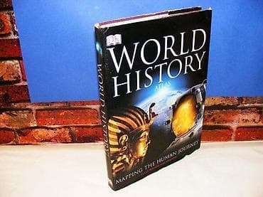 World history atlas veliki format 37 cm tvrd povez stanje vrlo dobro na lalafo.rs World history atlas veliki format 37 cm tvrd povez stanje vrlo dobro