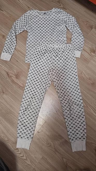 Pidžame: C&A, Komplet pidžama, 146-152 na lalafo.rs Pidžame: C&A, Komplet pidžama, 146-152