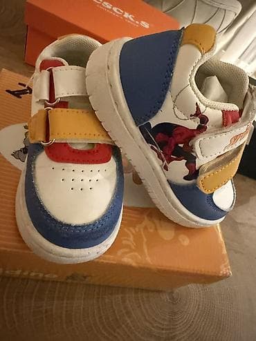 Sneakers: Spiderman marvel kolekcija patike par puta nosene stanje kao na at lalafo.rs — 2 Sneakers: Spiderman marvel kolekcija patike par puta nosene stanje kao na — 2