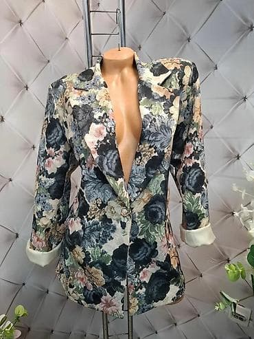 Blazers: Ženski blejzer sa cvetnim dezenom - Kroj: duži sako/blejzer ravne at lalafo.rs — 4 Blazers: Ženski blejzer sa cvetnim dezenom - Kroj: duži sako/blejzer ravne — 4