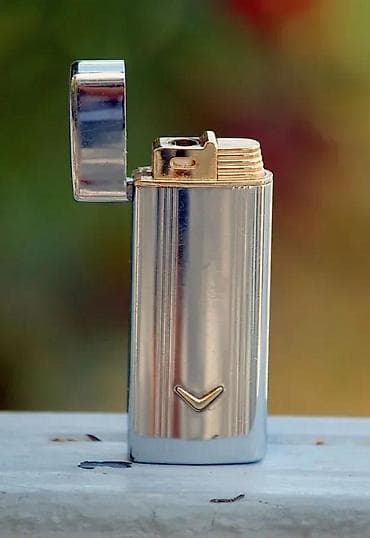 Lighters and accessories: Ronson Turbo upaljač MASIVAN 80gr!. Sjajan komad. Masivan i težak. Cca at lalafo.rs — 1 Lighters and accessories: Ronson Turbo upaljač MASIVAN 80gr!. Sjajan komad. Masivan i težak. Cca — 1