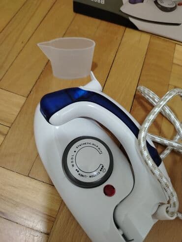 Irons: Mala pegla, idealna za putovanje jer ne zauzima mnogo mesta u koferu at lalafo.rs — 6 Irons: Mala pegla, idealna za putovanje jer ne zauzima mnogo mesta u koferu — 6