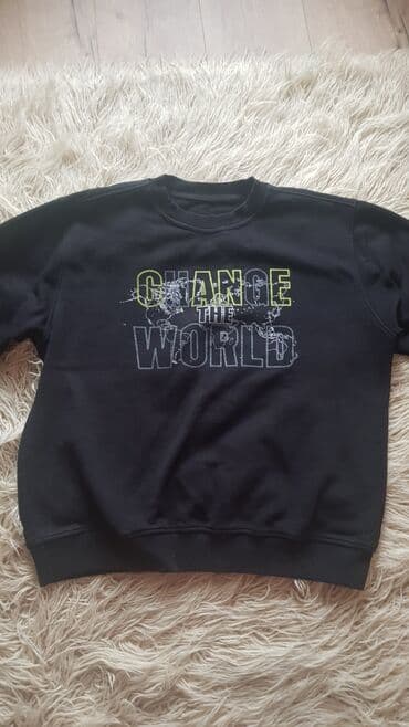 Duks, M, bоја - Crna na lalafo.rs Duks, M, bоја - Crna