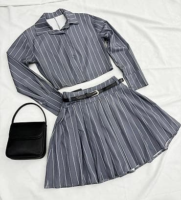 Komplet
Cena 2900
Uni vel.
V23 na lalafo.rs Komplet
Cena 2900
Uni vel.
V23