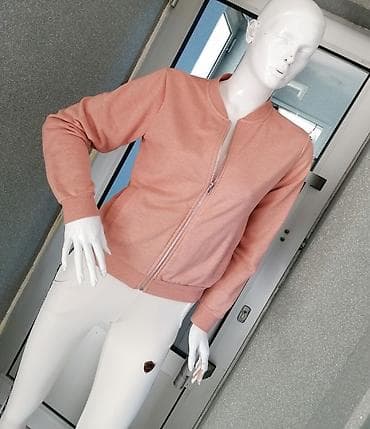 Duks predivan kao nov
Odgovara Vel S M na lalafo.rs — 2 Duks predivan kao nov
Odgovara Vel S M — 2