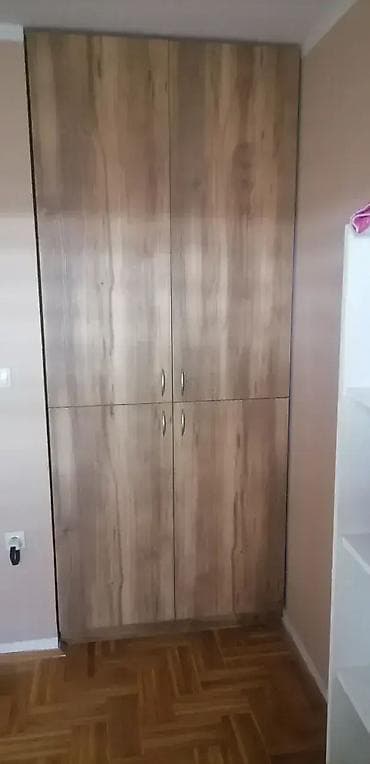 Furniture: Ormar 41 📌 Specifikacije: Materijal: Univer ploča Debljina: 18 mm at lalafo.rs — 3 Furniture: Ormar 41 📌 Specifikacije: Materijal: Univer ploča Debljina: 18 mm — 3