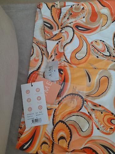 Prelepe italijanske pantalone sa etiketom na lalafo.rs — 2 Prelepe italijanske pantalone sa etiketom — 2