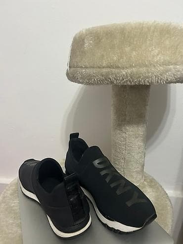 DKNY ženske slip-on patike - Model: slip-on sneakers bez pertli, sa na lalafo.rs — 2 DKNY ženske slip-on patike - Model: slip-on sneakers bez pertli, sa — 2