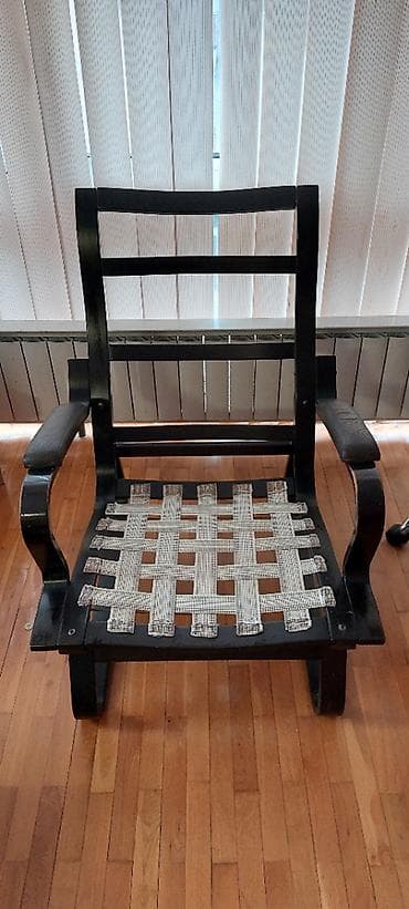 cista koza broj: Na prodaju kožna fotelja i tabure. Polovno, sa vidljivim tragovima at lalafo.rs — 4 cista koza broj: Na prodaju kožna fotelja i tabure. Polovno, sa vidljivim tragovima — 4