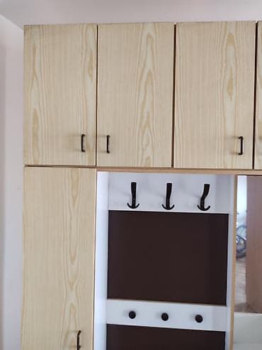 Plakar za hodnik. 125cm x 33cm, visina 223cm na lalafo.rs — 4 Plakar za hodnik. 125cm x 33cm, visina 223cm — 4