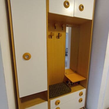 Visina 220
dizina130
ocuvan Nis at lalafo.rs Visina 220
dizina130
ocuvan Nis