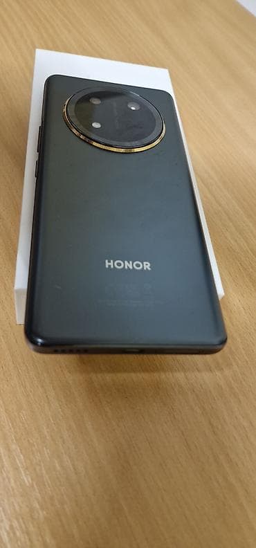 HONOR Magic7 Lite – pametni telefon - Ekran: veliki zakrivljeni na lalafo.rs — 1 HONOR Magic7 Lite – pametni telefon - Ekran: veliki zakrivljeni — 1