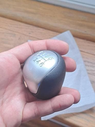 eko koza sa: Kozna Rucica Menjaca Sa 6 Brzina HYUNDAI IX35 10-15 NOVO! Kozna na lalafo.rs — 4 eko koza sa: Kozna Rucica Menjaca Sa 6 Brzina HYUNDAI IX35 10-15 NOVO! Kozna — 4