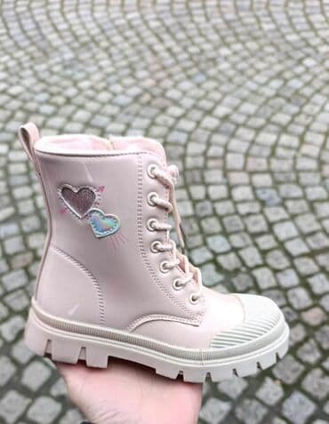 ❄️Dečje čizme – svetloružičaste, sa srcima LAGER ‼️‼️ Broje 30 2000 na lalafo.rs ❄️Dečje čizme – svetloružičaste, sa srcima LAGER ‼️‼️ Broje 30 2000