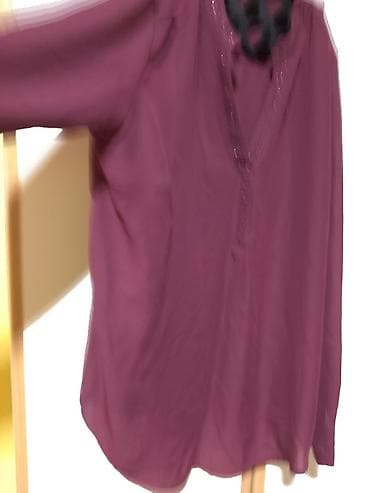 Blouses: Bordo bluza,dug rukav,sa cirkonima.Velicina 38.Korisceno.Cena 700.Bez at lalafo.rs — 5 Blouses: Bordo bluza,dug rukav,sa cirkonima.Velicina 38.Korisceno.Cena 700.Bez — 5