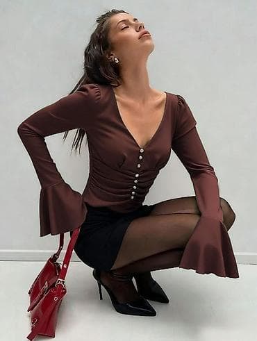 Elegantna ženska bluza sa dugim rukavima i V-izrezom. - Materijal na lalafo.rs — 1 Elegantna ženska bluza sa dugim rukavima i V-izrezom. - Materijal — 1