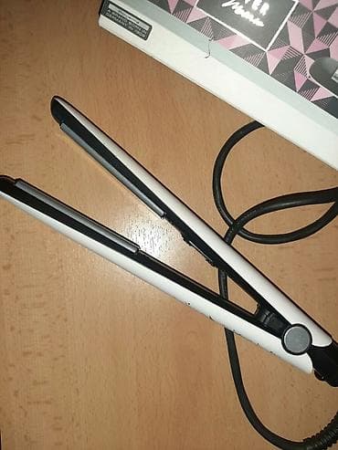 Rowenta SILVER SF1525,keramička,200C.
Odlično stanje na lalafo.rs — 6 Rowenta SILVER SF1525,keramička,200C.
Odlično stanje — 6