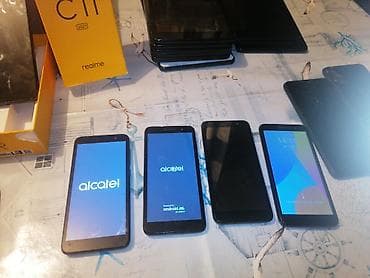 Lot pametnih telefona – različiti brendovi i modeli Sadržaj lota na lalafo.rs — 8 Lot pametnih telefona – različiti brendovi i modeli Sadržaj lota — 8