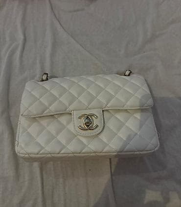 Chanel bela torbaeleganta i za svaki dan.Ima dosta prostora! Za sve at lalafo.rs — 1 Chanel bela torbaeleganta i za svaki dan.Ima dosta prostora! Za sve — 1