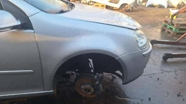 GOLF5 KRILA ZA VOLKSWAGEN GOLF 5 OD 2003. DO 2009. GOD na lalafo.rs GOLF5 KRILA ZA VOLKSWAGEN GOLF 5 OD 2003. DO 2009. GOD
