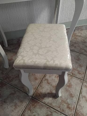 Sto za šminkanje Donna - BESPLATNA DOSTAVA Opis: Sto za Šminkanje na lalafo.rs — 3 Sto za šminkanje Donna - BESPLATNA DOSTAVA Opis: Sto za Šminkanje — 3