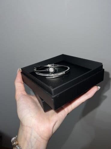 Narukvice: Srebrna narukvica NOVO
Zbog selidbe mogucnost slanja do 15.11 na lalafo.rs Narukvice: Srebrna narukvica NOVO
Zbog selidbe mogucnost slanja do 15.11