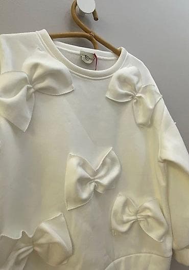 Duks bluza na mašne. Crna,roza,pink,borda,tamno plava na lalafo.rs Duks bluza na mašne. Crna,roza,pink,borda,tamno plava