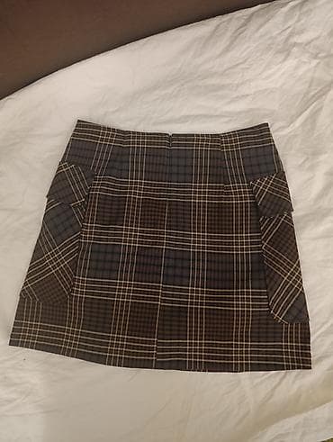 Mini suknja „Reserved“, karirana - Model: mini A-kroja, blago na lalafo.rs — 2 Mini suknja „Reserved“, karirana - Model: mini A-kroja, blago — 2