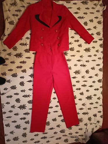 M, bоја - Crvena na lalafo.rs — 3 M, bоја - Crvena — 3