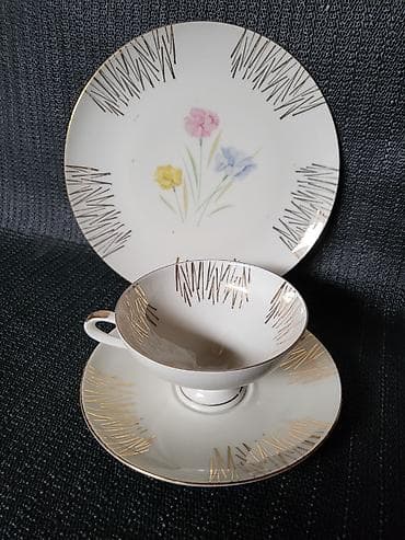 Porcelanski vintaz set. Set bez ostecenja,sve na njemu odsjaj od na lalafo.rs Porcelanski vintaz set. Set bez ostecenja,sve na njemu odsjaj od