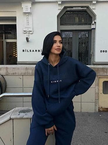 Komplet trenerka: 4200 dinara Uvoz iz Turske Veličina: S/M i L/XL at lalafo.rs — 1 Komplet trenerka: 4200 dinara Uvoz iz Turske Veličina: S/M i L/XL — 1