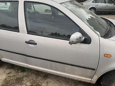 VRATA ZA VOLKSWAGEN GOLF 4 | Vrata za Golfa 4 u silver sivoj DESNA na lalafo.rs VRATA ZA VOLKSWAGEN GOLF 4 | Vrata za Golfa 4 u silver sivoj DESNA