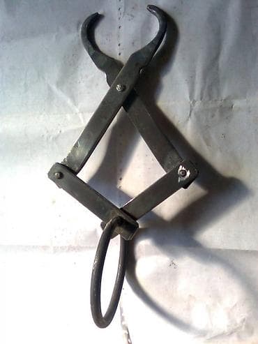 Prodajem klešta sa slike, nisam siguran čemu služe, izradjena od na lalafo.rs Prodajem klešta sa slike, nisam siguran čemu služe, izradjena od