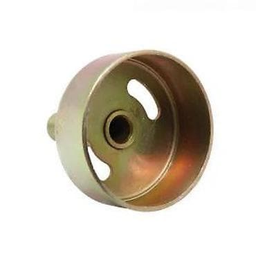 Ova centrifugalna doboš kvačila sa osovinom je komponenta žute boje na lalafo.rs Ova centrifugalna doboš kvačila sa osovinom je komponenta žute boje