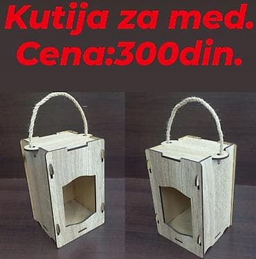 Drvena kutija za med sa prozorom i užetom za nošenje. - Materijal na lalafo.rs — 1 Drvena kutija za med sa prozorom i užetom za nošenje. - Materijal — 1