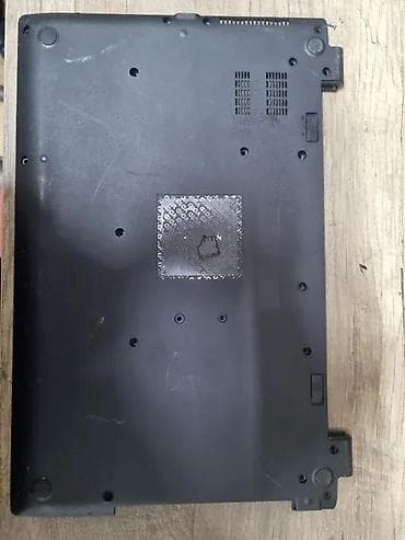 Donje kuciste Toshiba Satellite Pro A50-D.
✨ Ispravno na lalafo.rs — 1 Donje kuciste Toshiba Satellite Pro A50-D.
✨ Ispravno — 1