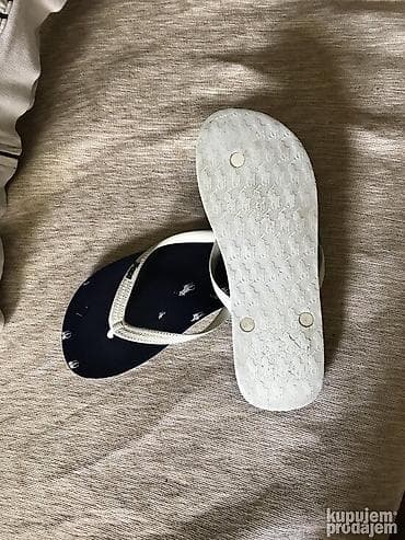 Original Ralph Lauren papuce 43-44
TOP
Duzina 30cm na lalafo.rs — 3 Original Ralph Lauren papuce 43-44
TOP
Duzina 30cm — 3