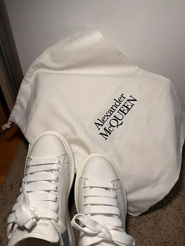 Alexander McQueen Oversized patike - Model: Oversized Sneaker - Boja na lalafo.rs — 5 Alexander McQueen Oversized patike - Model: Oversized Sneaker - Boja — 5